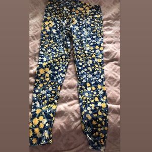 LuLaRoe T+C Floral Leggings